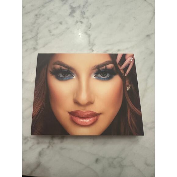 Beauty Creations Other - Murillo Twins x Beauty Creations Eyeshadow Pallete